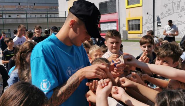 1754927381472002936.png sesko.png