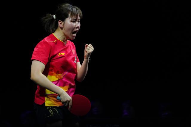 1754921312307095384.jpg (体育)(5)乒乓球——WTT横滨冠军赛:陈幸同夺得女单冠军XxjpseC007669_20250811_PEPFN0A001.jpg