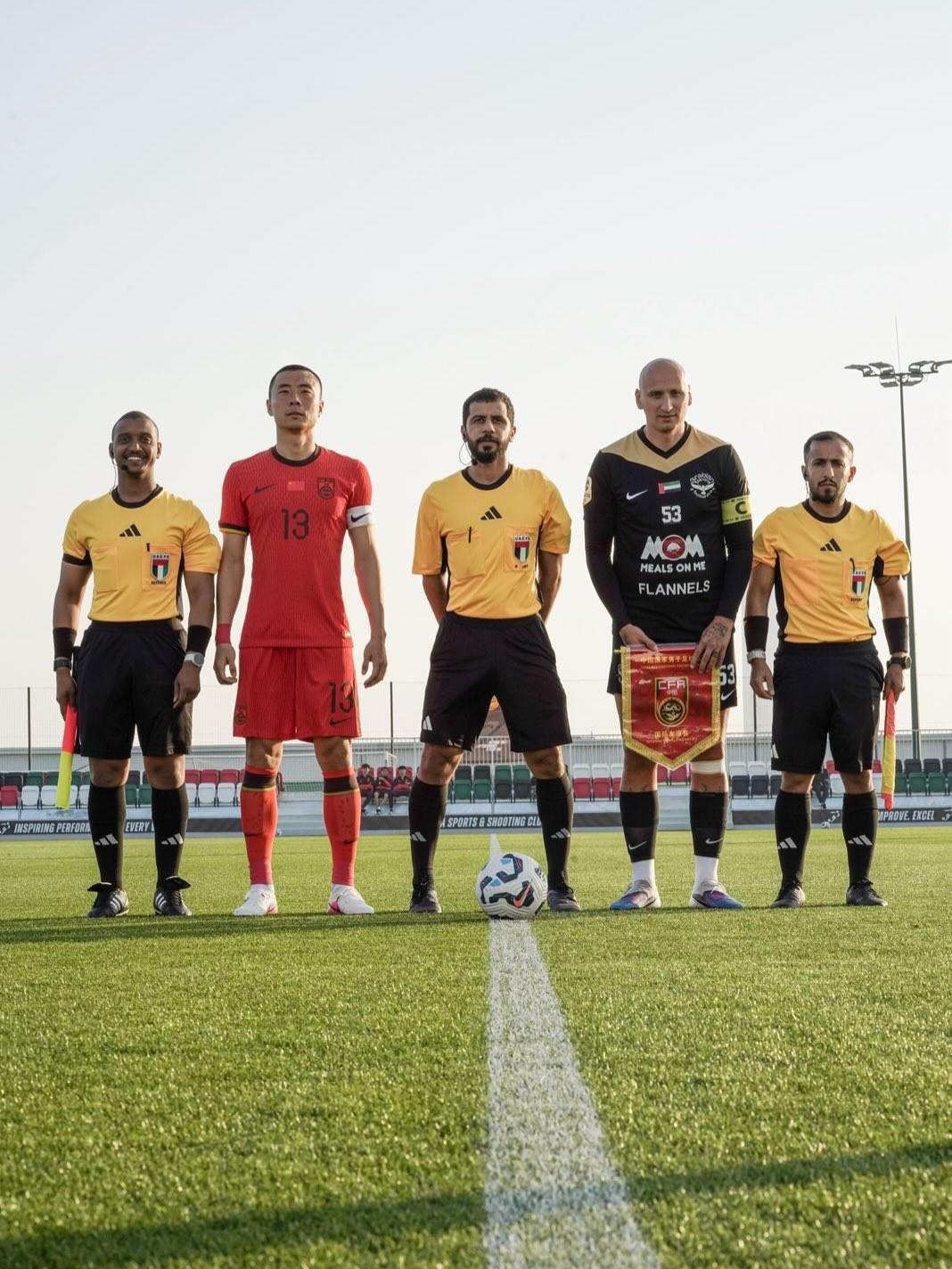 开云APP-热身赛：国足2-0阿联酋第三级别球队猎鹰，张玉宁、林良铭破门