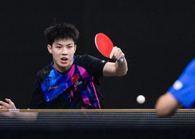 开云APP-一日三赛全晋级，单打横扫梁靖崑，国乒小将展巨星潜质，王皓欣慰|黄友政|WTT常规挑战赛|比赛_新浪体育_新浪新闻