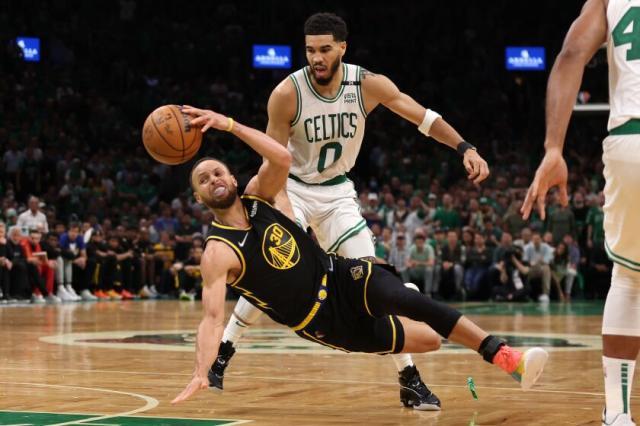 开云娱乐-裁判如何判断是否回放？总决赛裁判是怎样选出的？