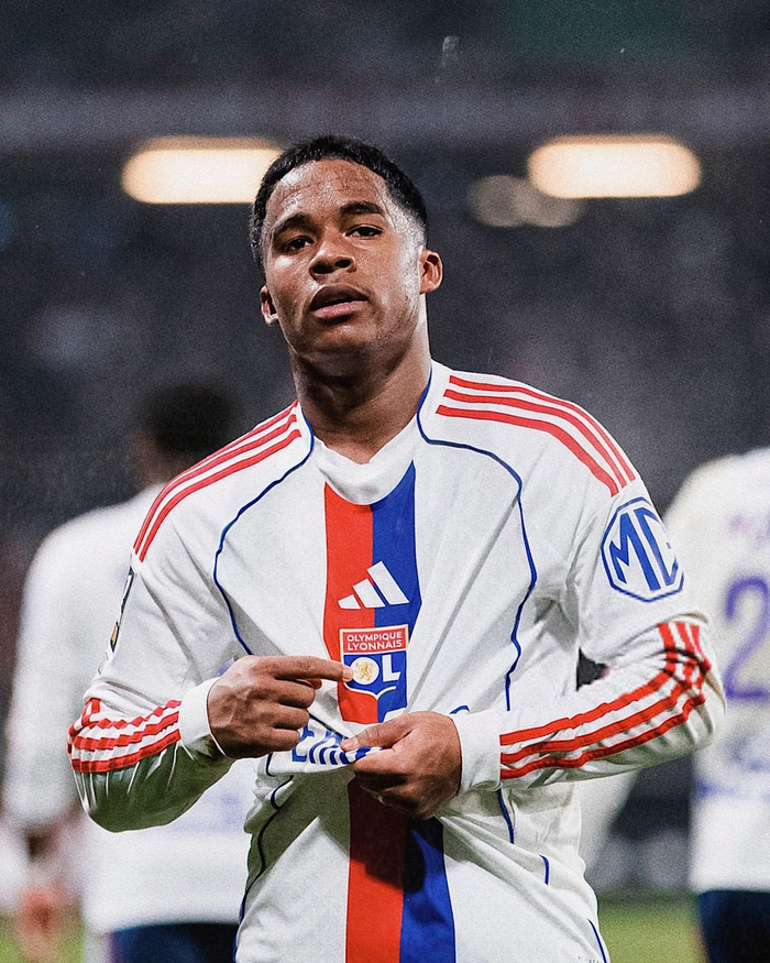 开云APP-恩德里克里昂首秀惊艳，三场四球一助闪耀|足球|体育赛事讨论|法甲联赛_新浪体育_新浪新闻