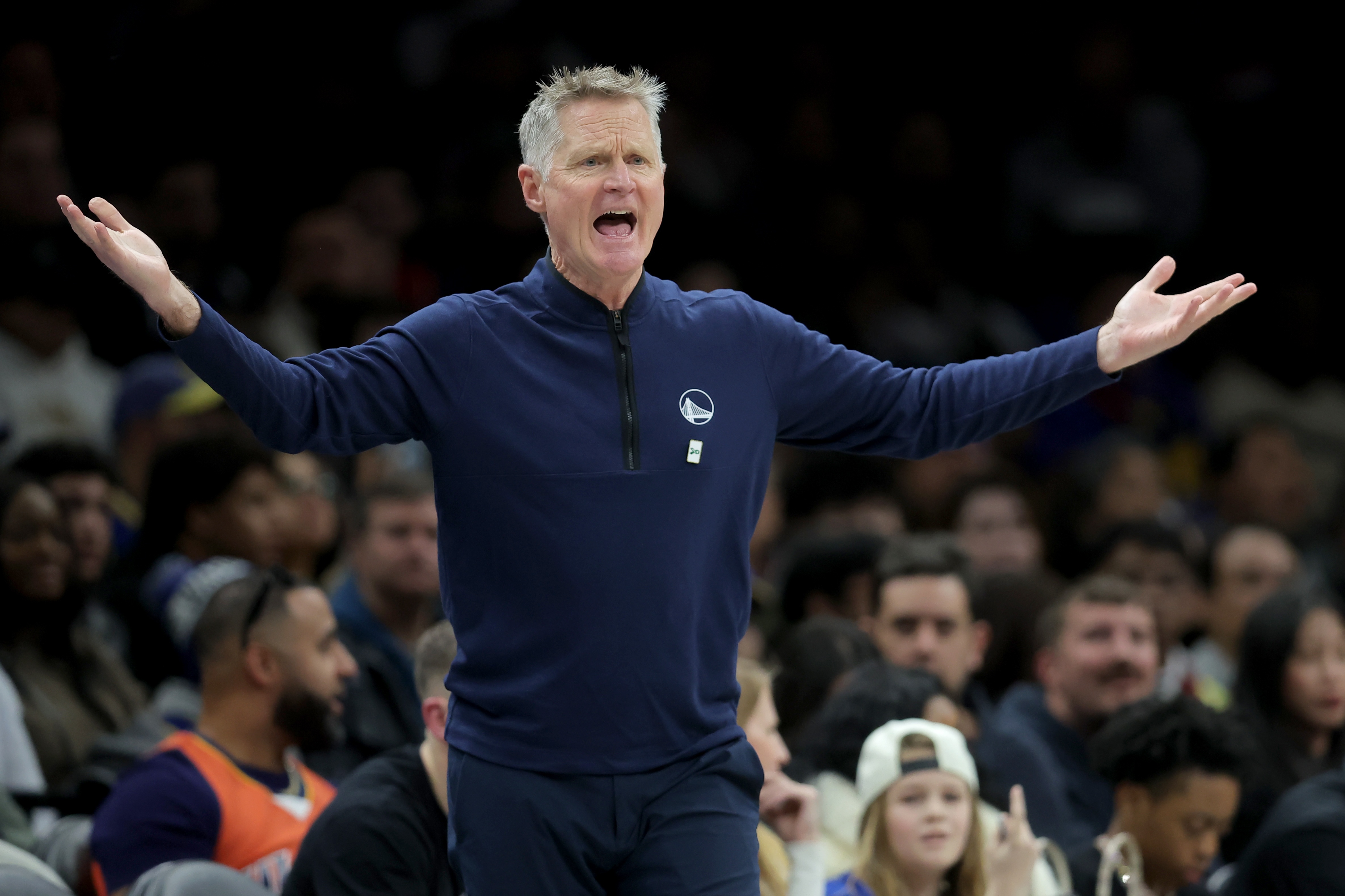 开云-暗指杨鸣！杨毅：勇士本赛季无法争冠但没人怪科尔 他也不该辞职