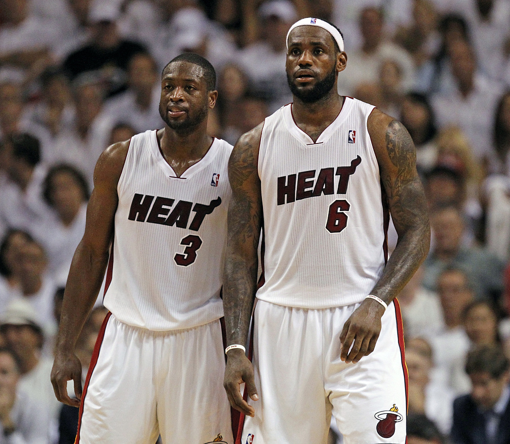 开云入口-Skip：詹姆斯11年总决赛振作不起来 他缺乏决断力&amp;乔丹从未这样过