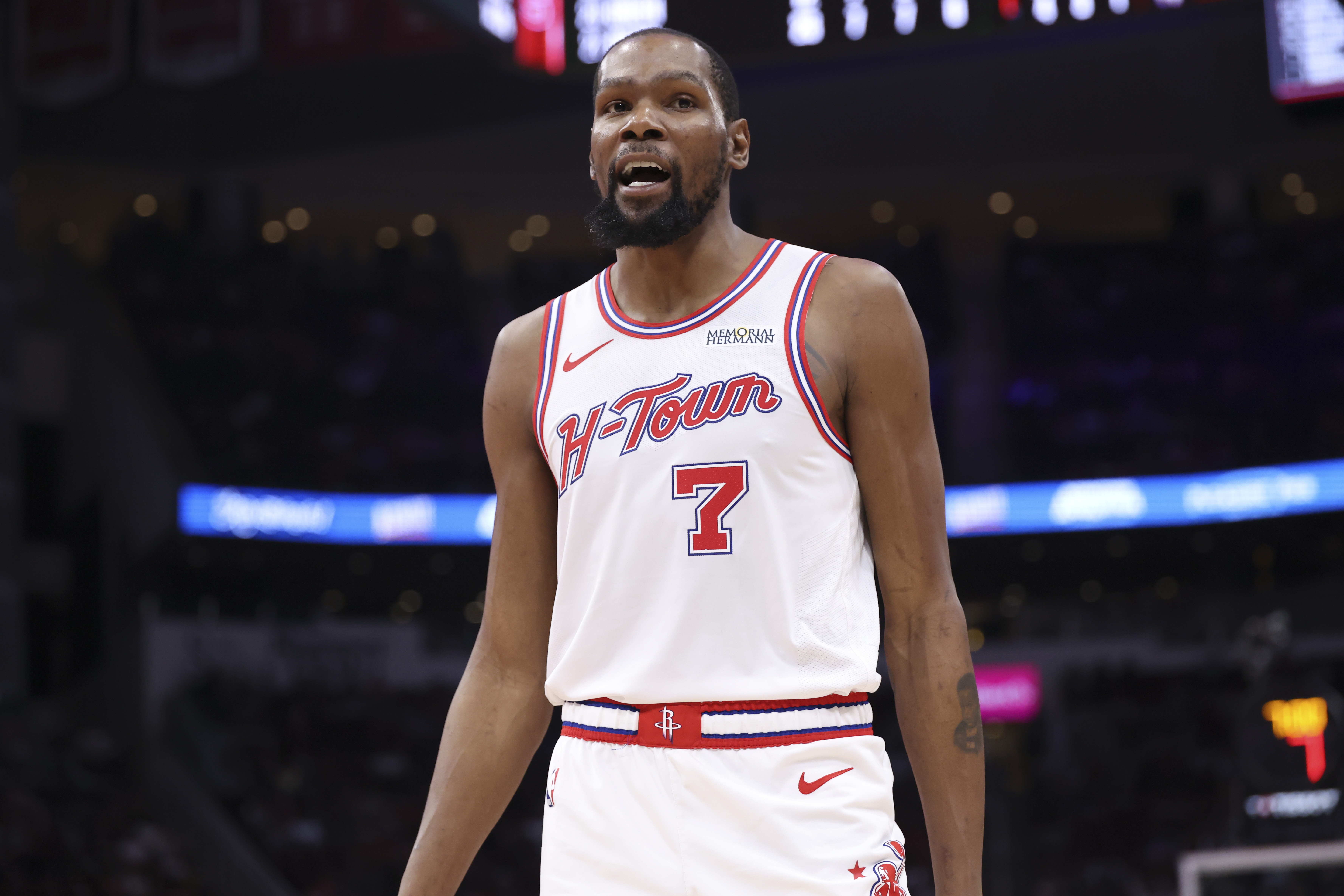 开云入口-麦迪：我和卡特都认为KD已是历史前5 任何方面超越乔丹都很了不起